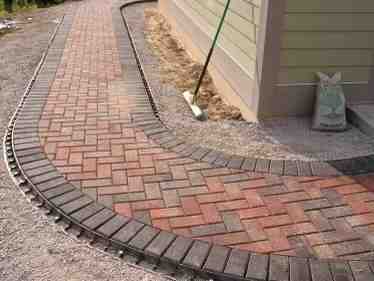 interlocking paver walkway