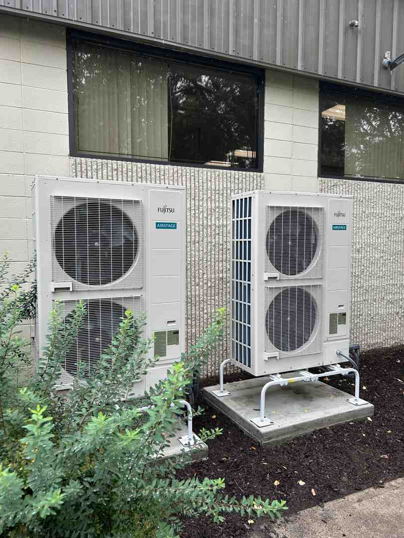 Multi-zone outdoor unit installation for a commercial building - commercial ductless air conditioner