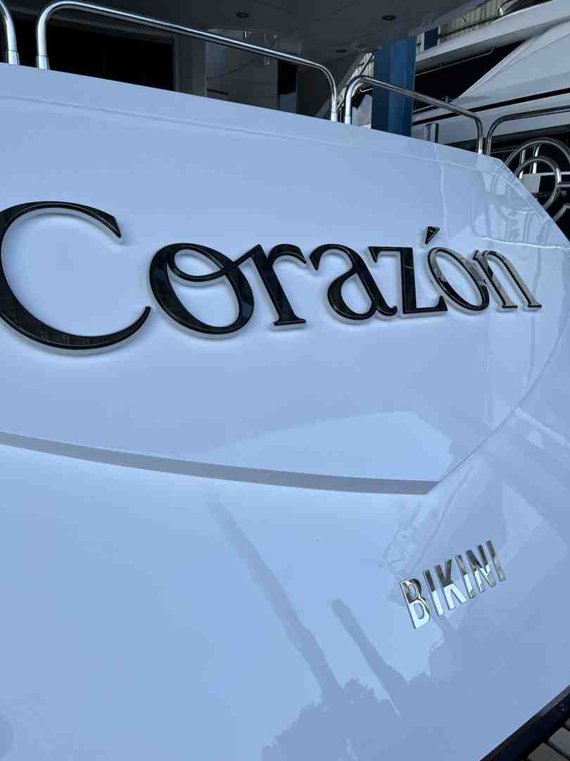 yacht signs fort lauderdale