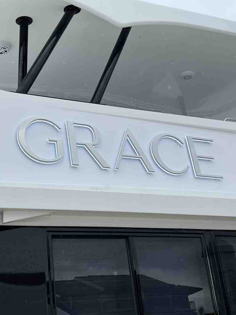 private yacht no boarding sign