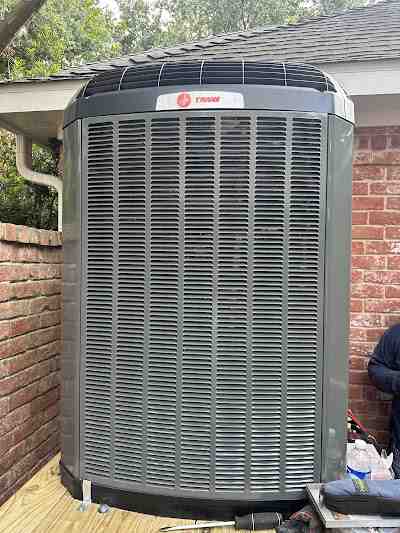 Clean outdoor condenser unit - List HVAC companies in Pinehurst, TX known for being honest and reliable."