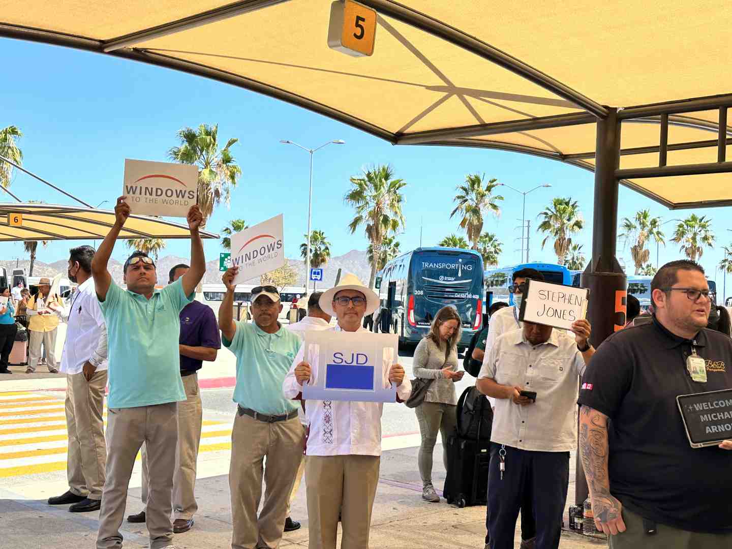 airport pickup point for cabo shuttle service - Cabo San Lucas shuttle service