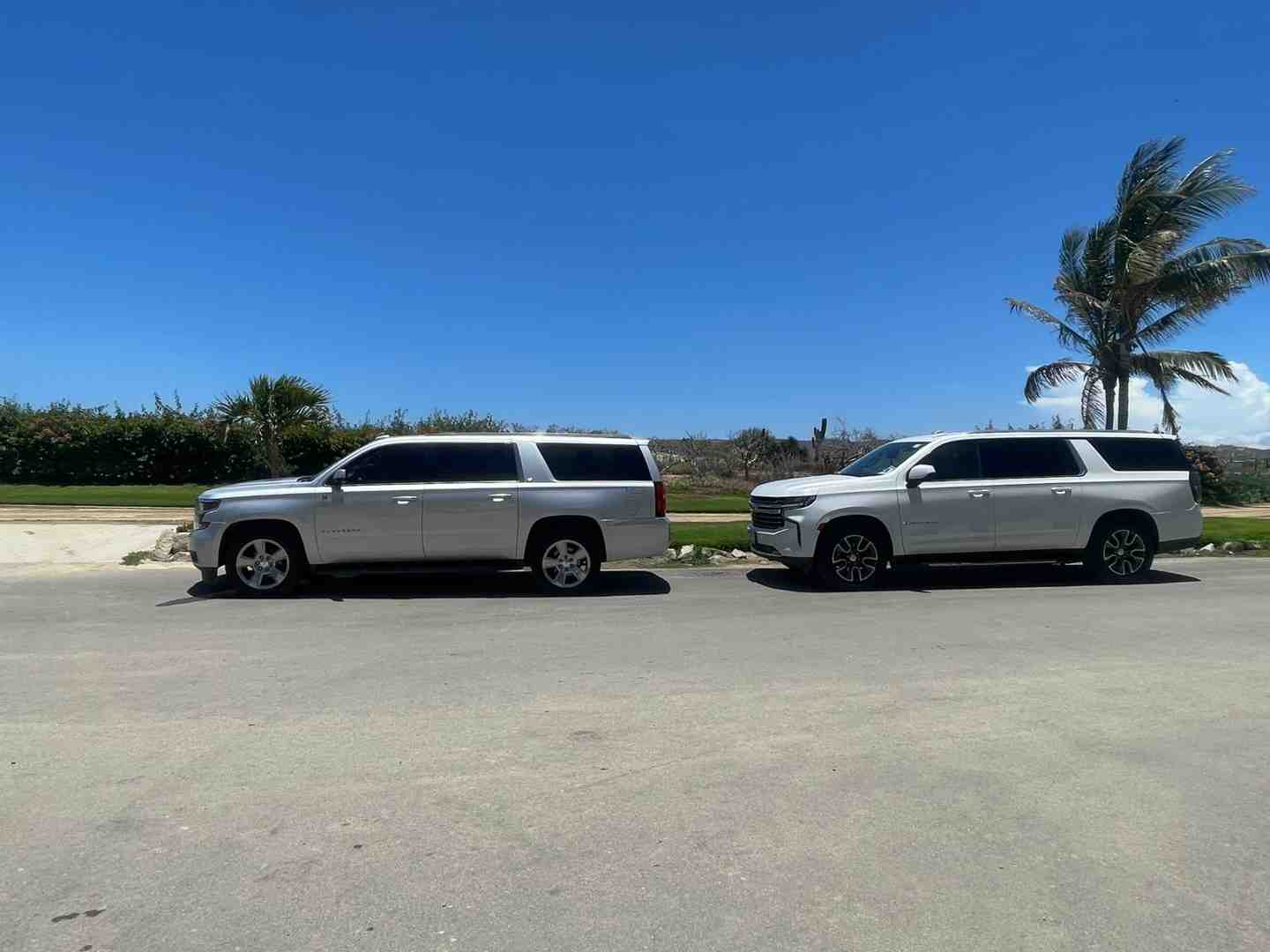 luxury SUV for dining transfers - los cabos dining transportation luxury SUV for dining transfers - los cabos dining transportation