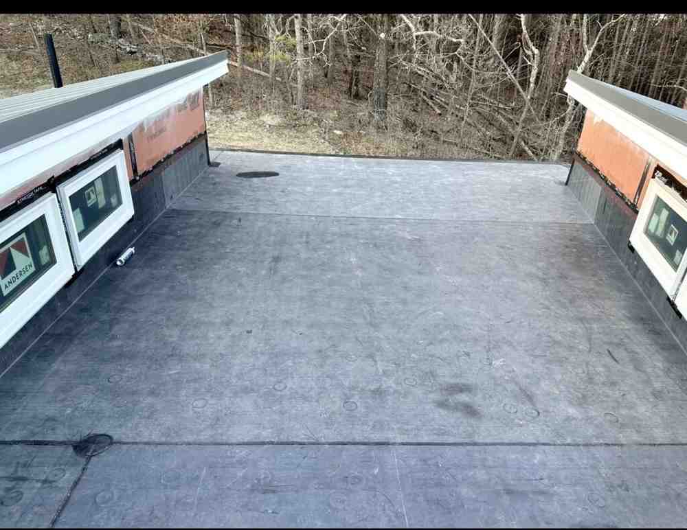 flat roof drainage system - types of flat roofs