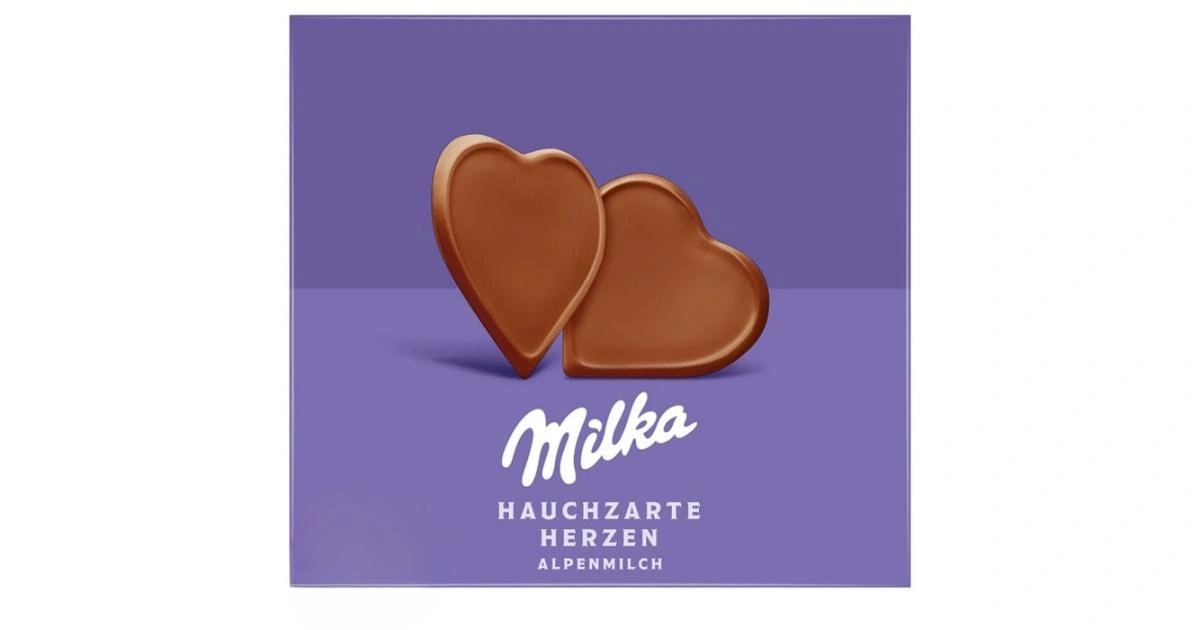 Шоколадные сердечки Milka в фиолетовой коробке