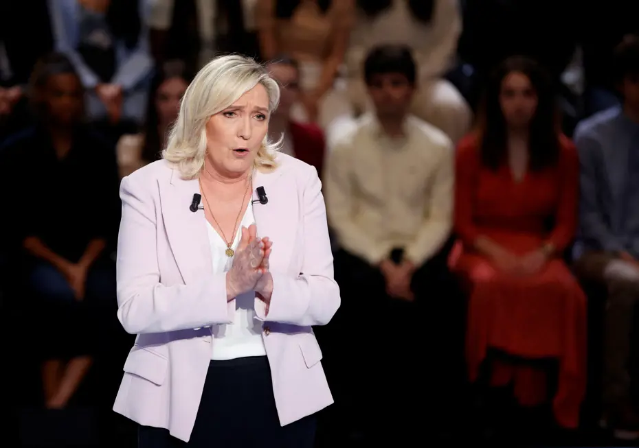 Fransa'da Marine Le Pen'in Siyasi Yasağı Kısaltıldı, Elektronik Kelepçe Cezası Verildi