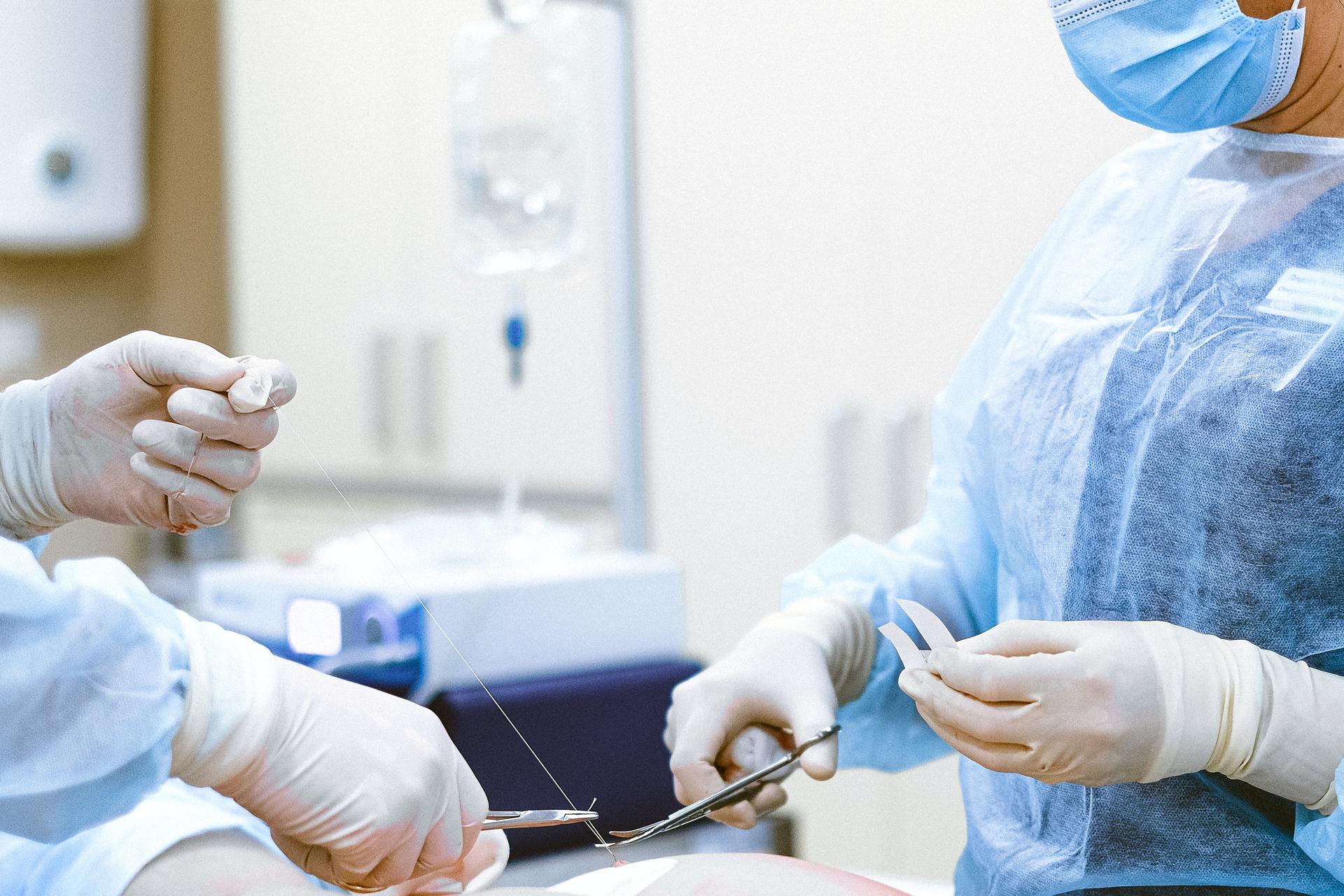 Make the Right Choice Among Surgical Tech Schools