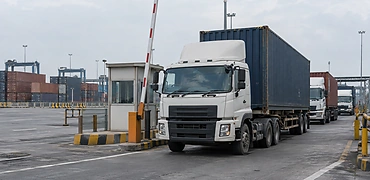 Peak-Season Surcharges, India–USA: Why Gate-In Dates Matter