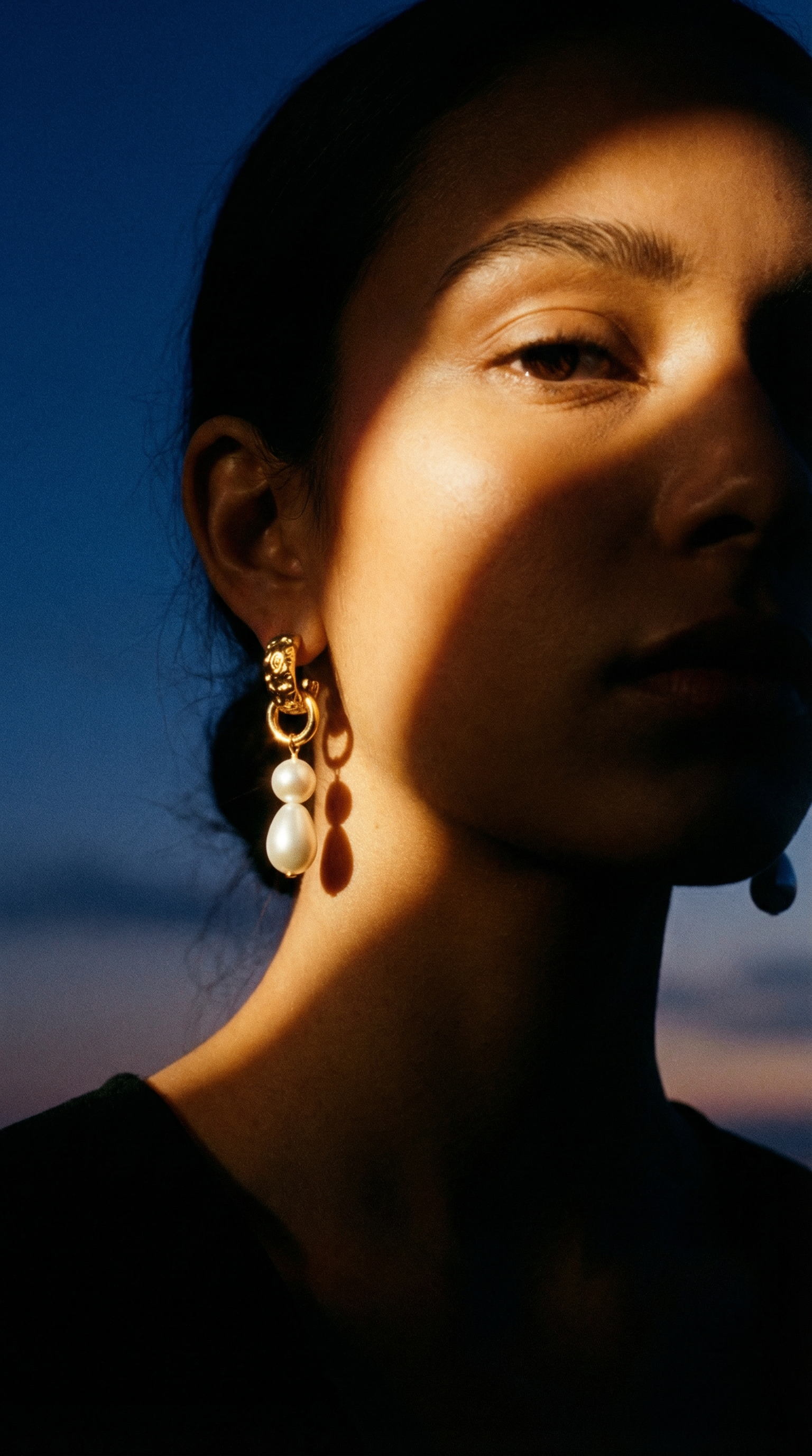 AI product shot of 14K Yellow Gold Freshwater Pearl Flatback Earring - 3mm