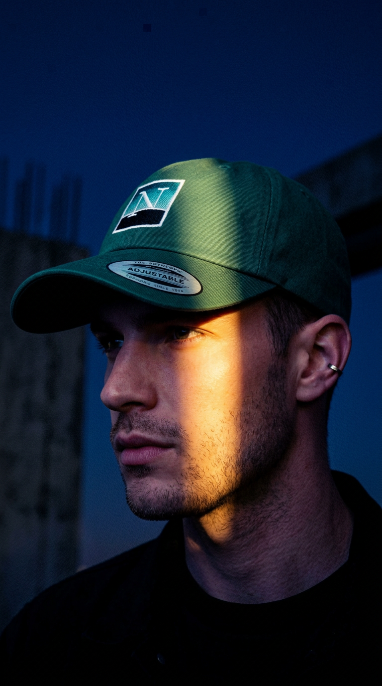 AI product shot of NETSCAPE Navigator Hat Icon | Offline Dad Hat