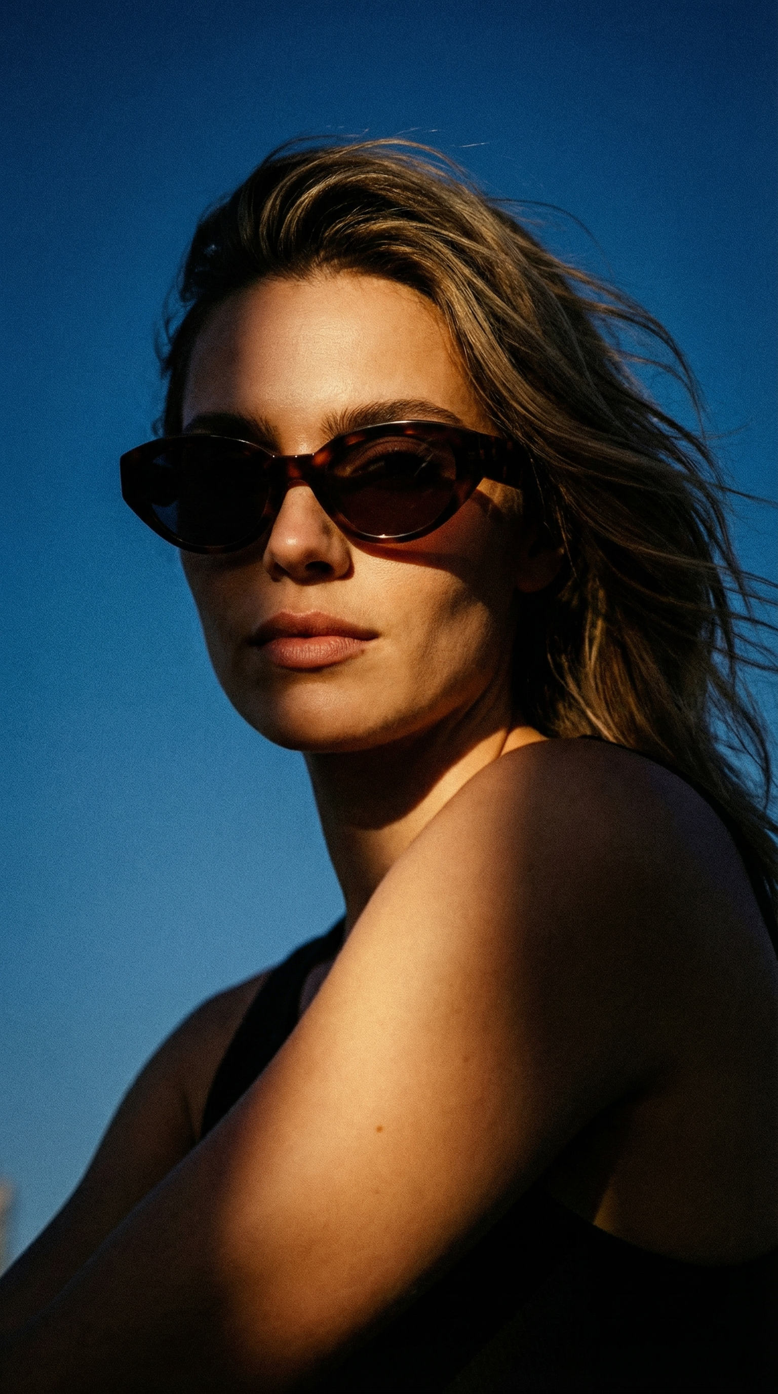 AI product shot of The Meli Icons Butterfly Women's Sunglasses in Tortoise