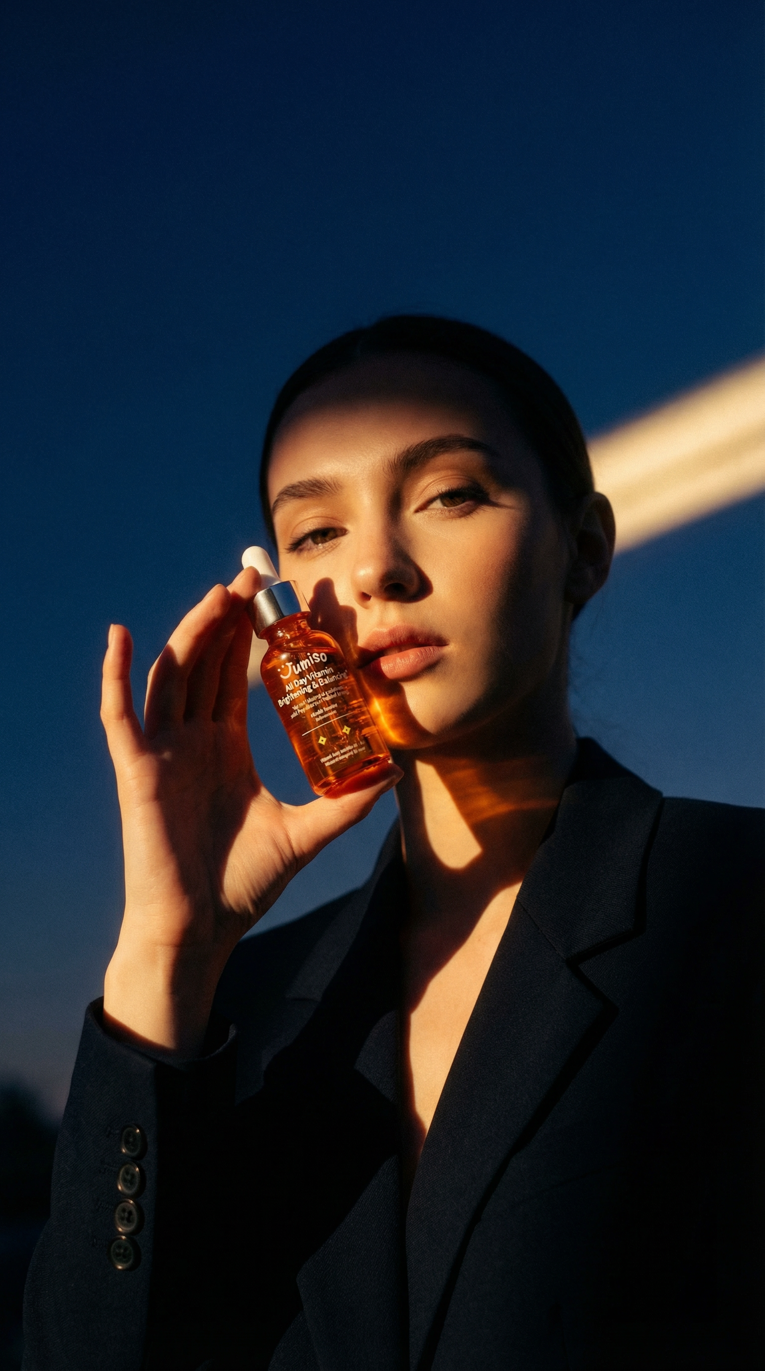 AI product shot of Jumiso All Day Vitamin Brightening & Balancing Facial Serum Προσώπου 30ml