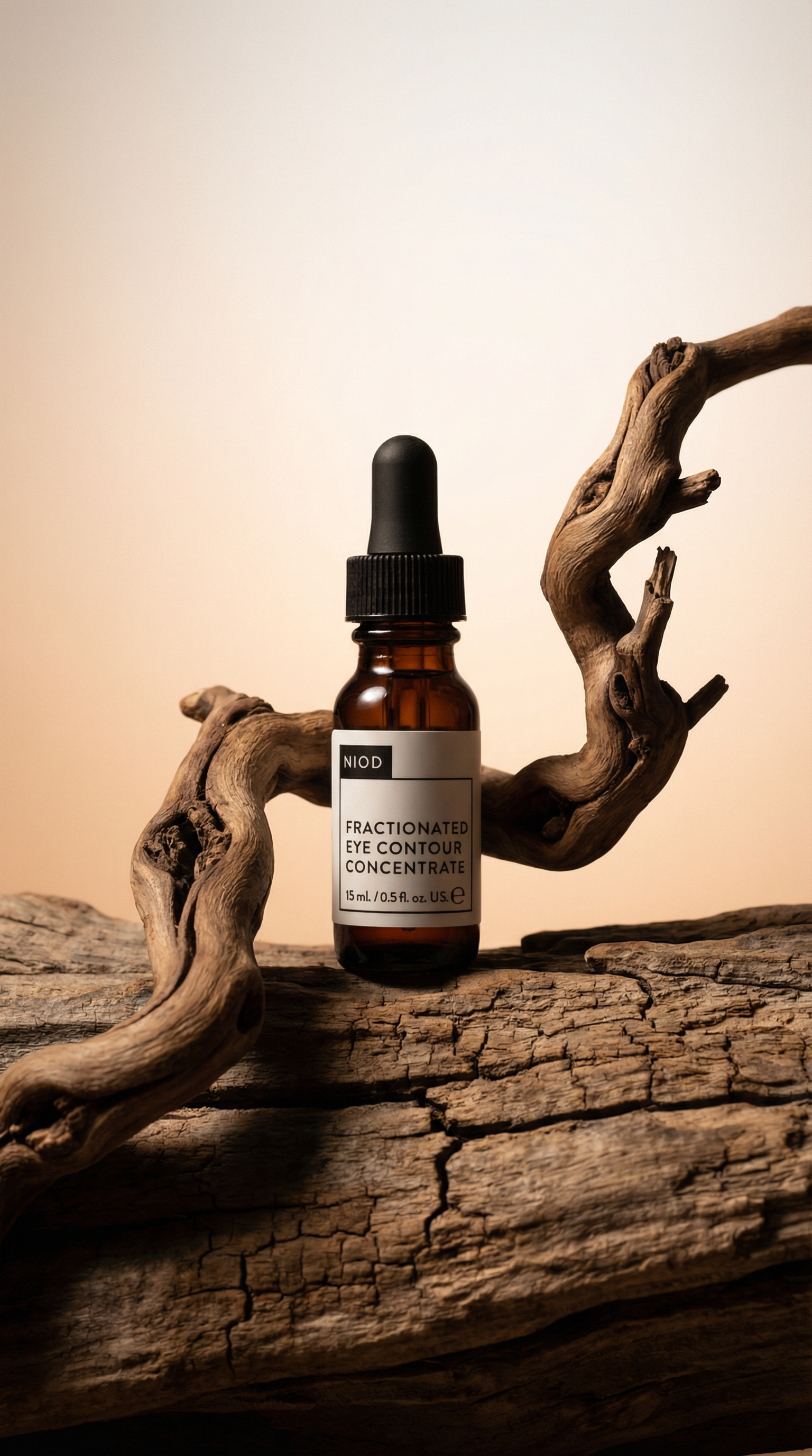 AI product shot of Fractionated Eye-Contour Concentrate (FECC)