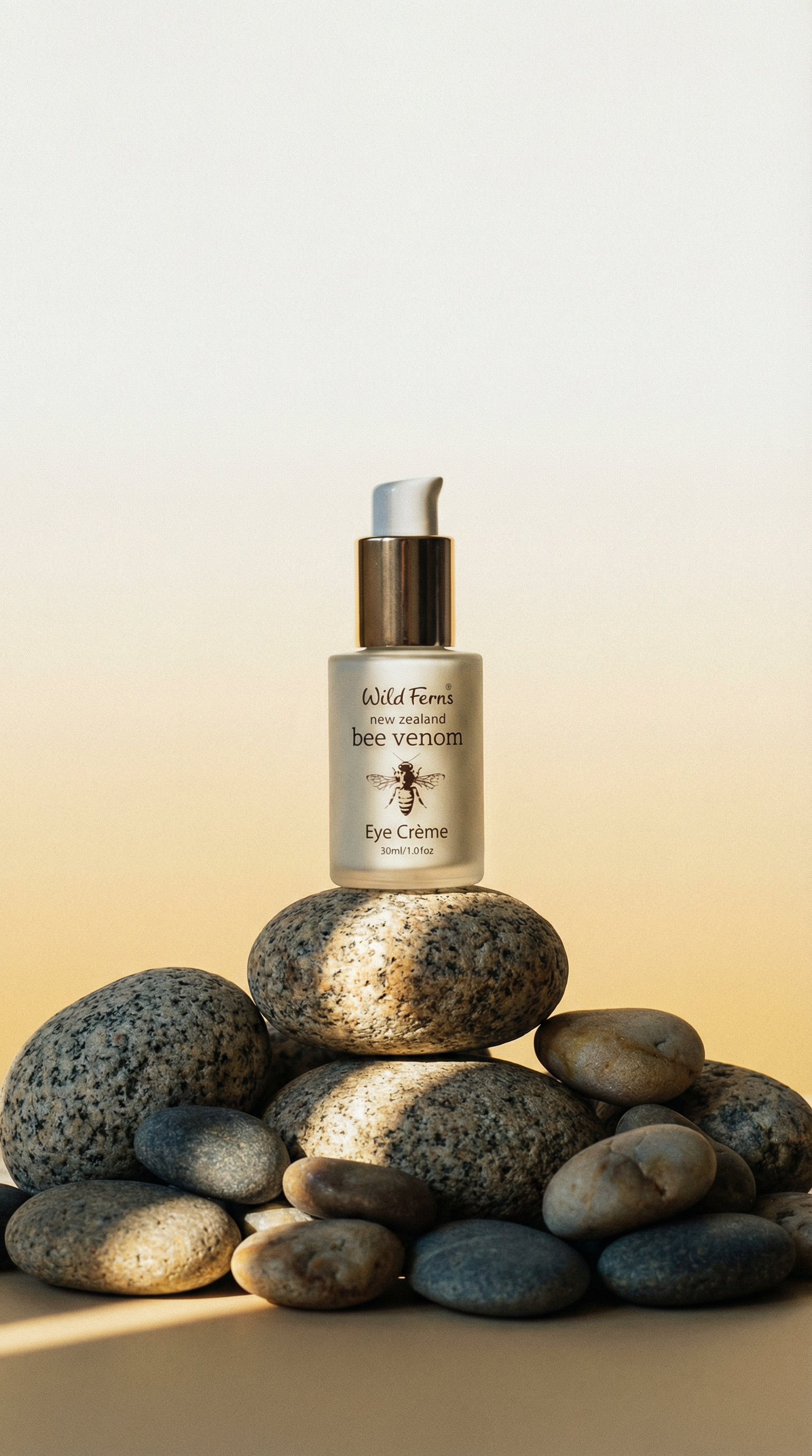 AI product shot of Bee Venom Eye Crème, 30ml