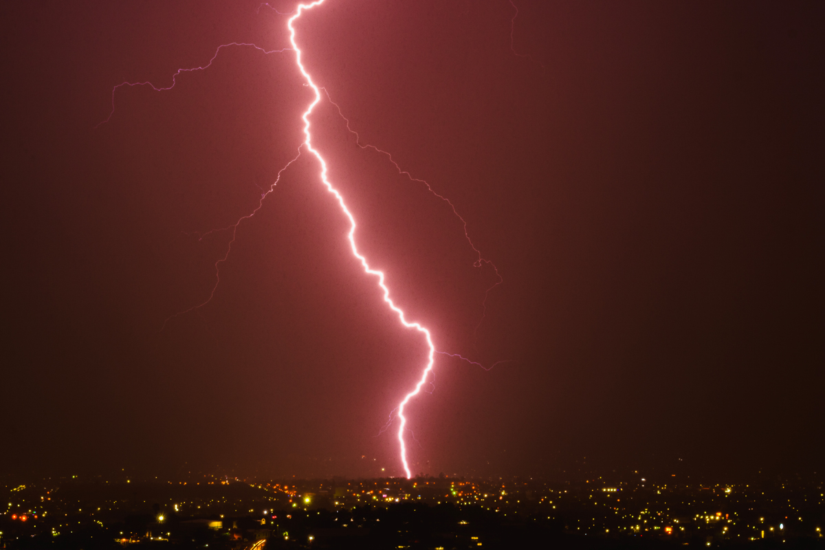 Bolt landing in Downtown Culiaca, Sinaloa