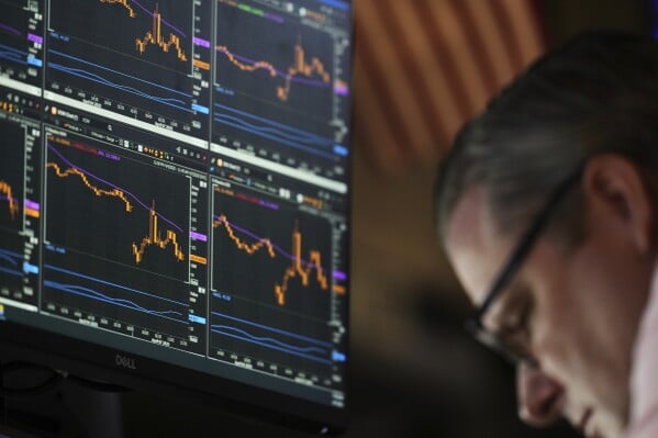 Operadores en piso burs&aacute;til asi&aacute;tico