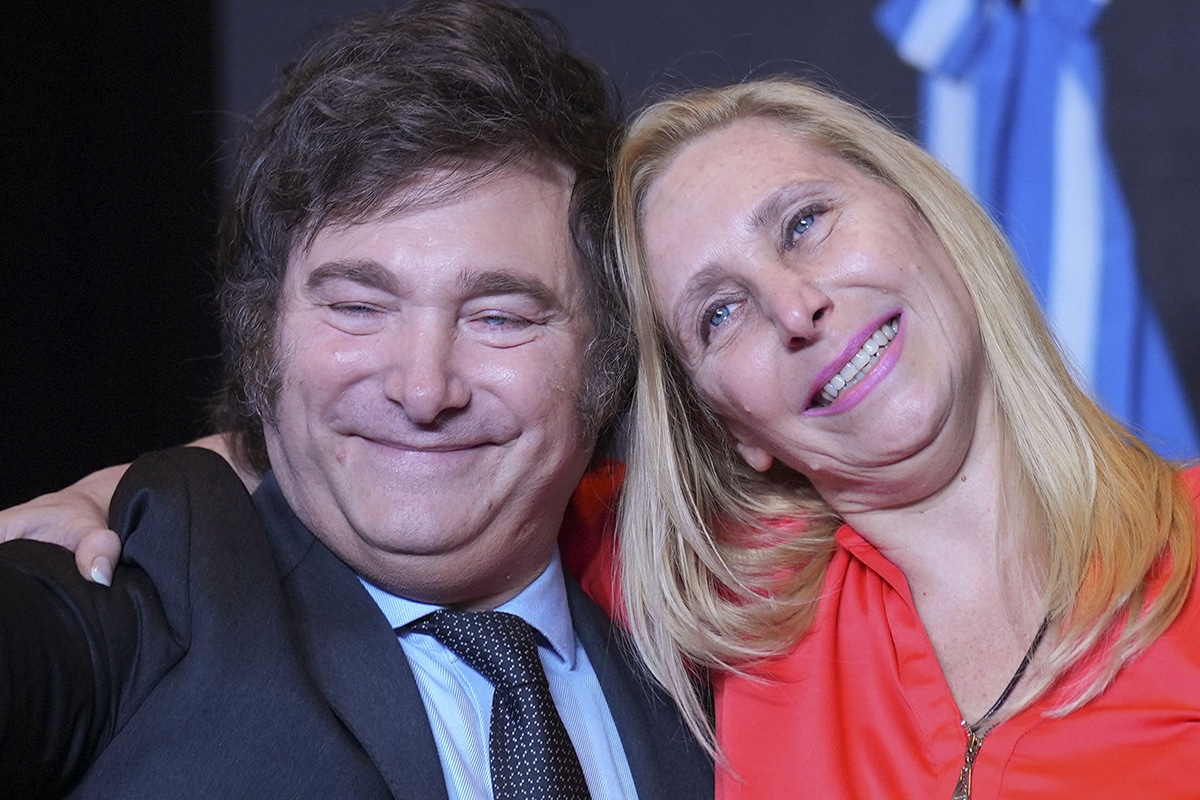 Javier Milei y Karina Milei en evento