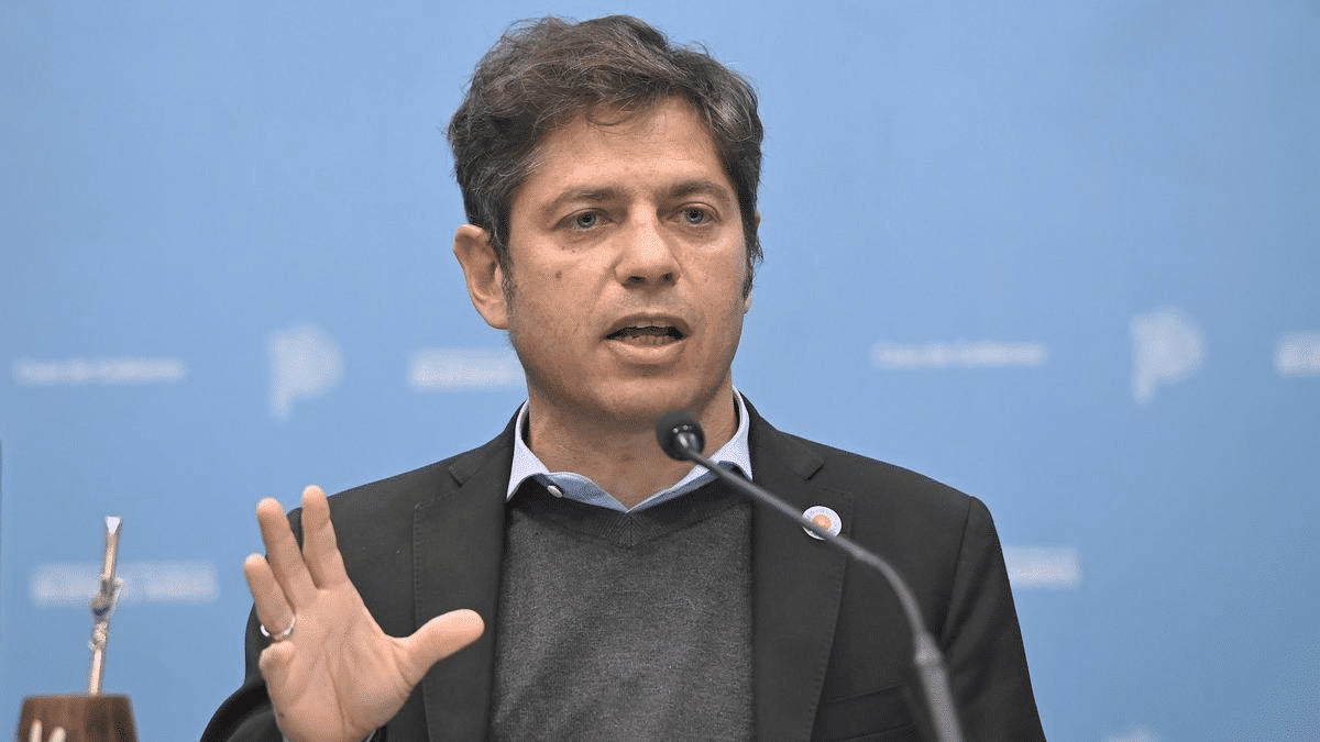 Axel Kicillof durante declaraciones p&uacute;blicas