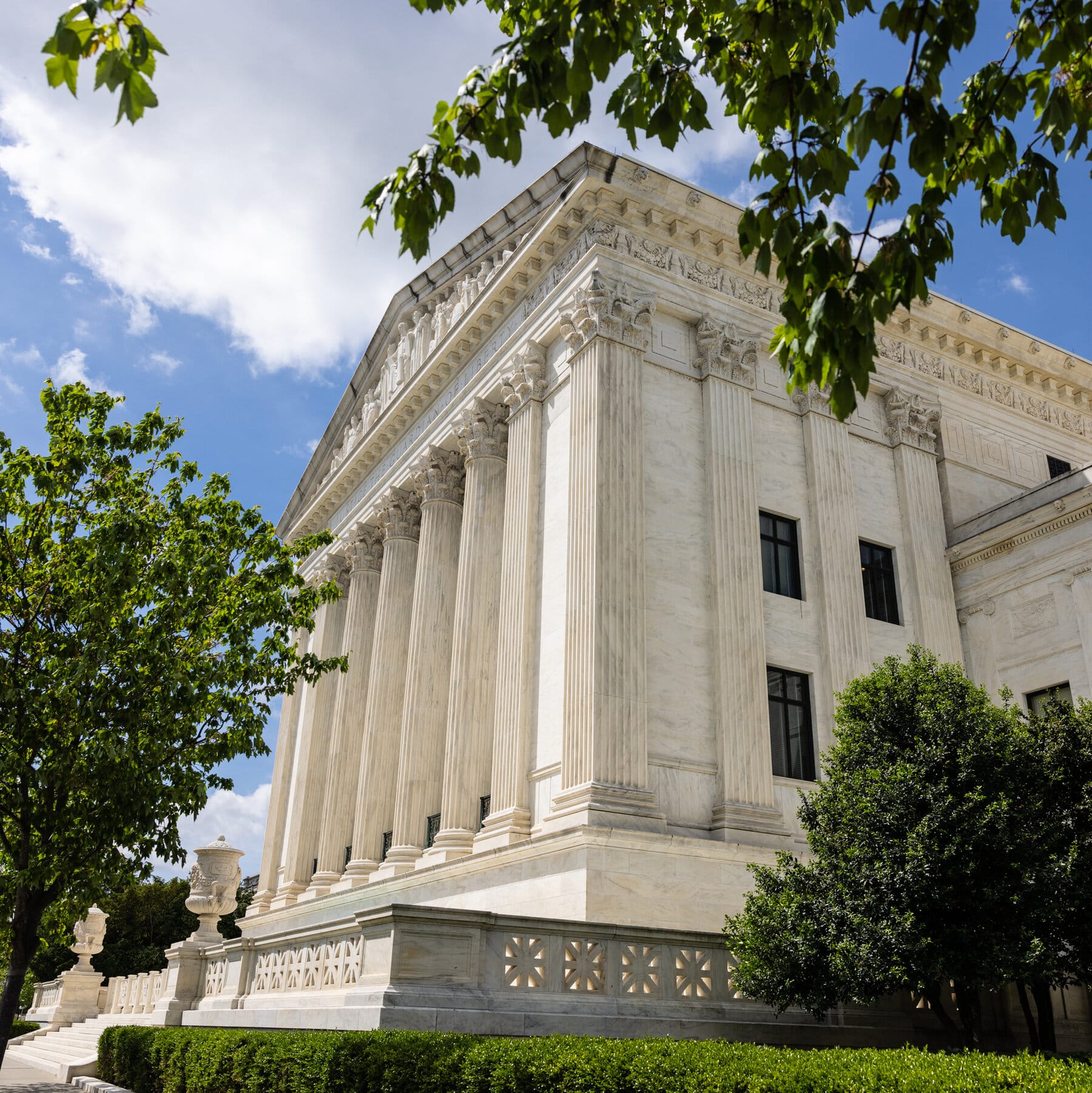 Edificio judicial neocl&aacute;sico