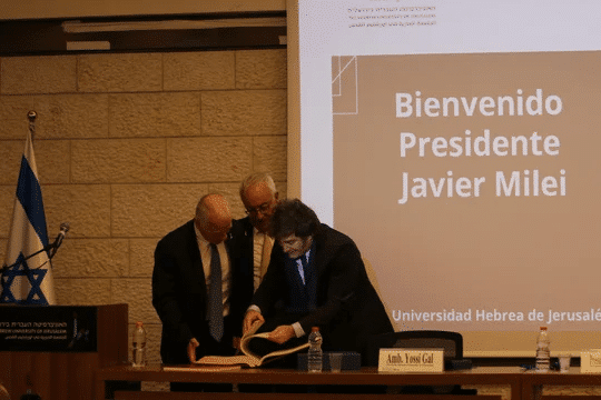 Javier Milei en acto en la Universidad Hebrea de Jerusalén