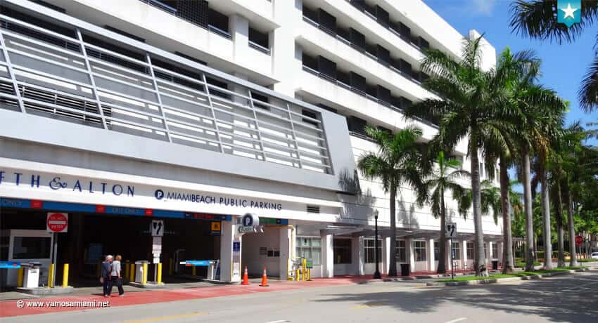 Estructura de estacionamiento p&uacute;blico en Miami Beach