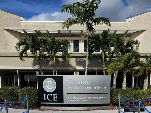 Centro de detenci&oacute;n Krome en Miami