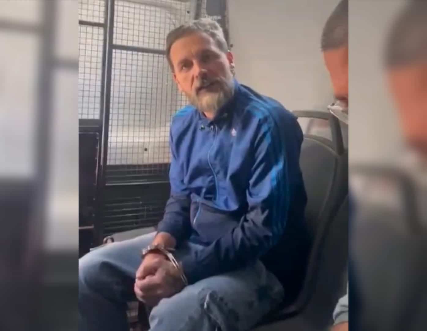 Detención de dirigente de ATE en vehículo policial