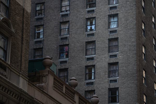 Edificio urbano asociado a pagos de migrantes en NYC