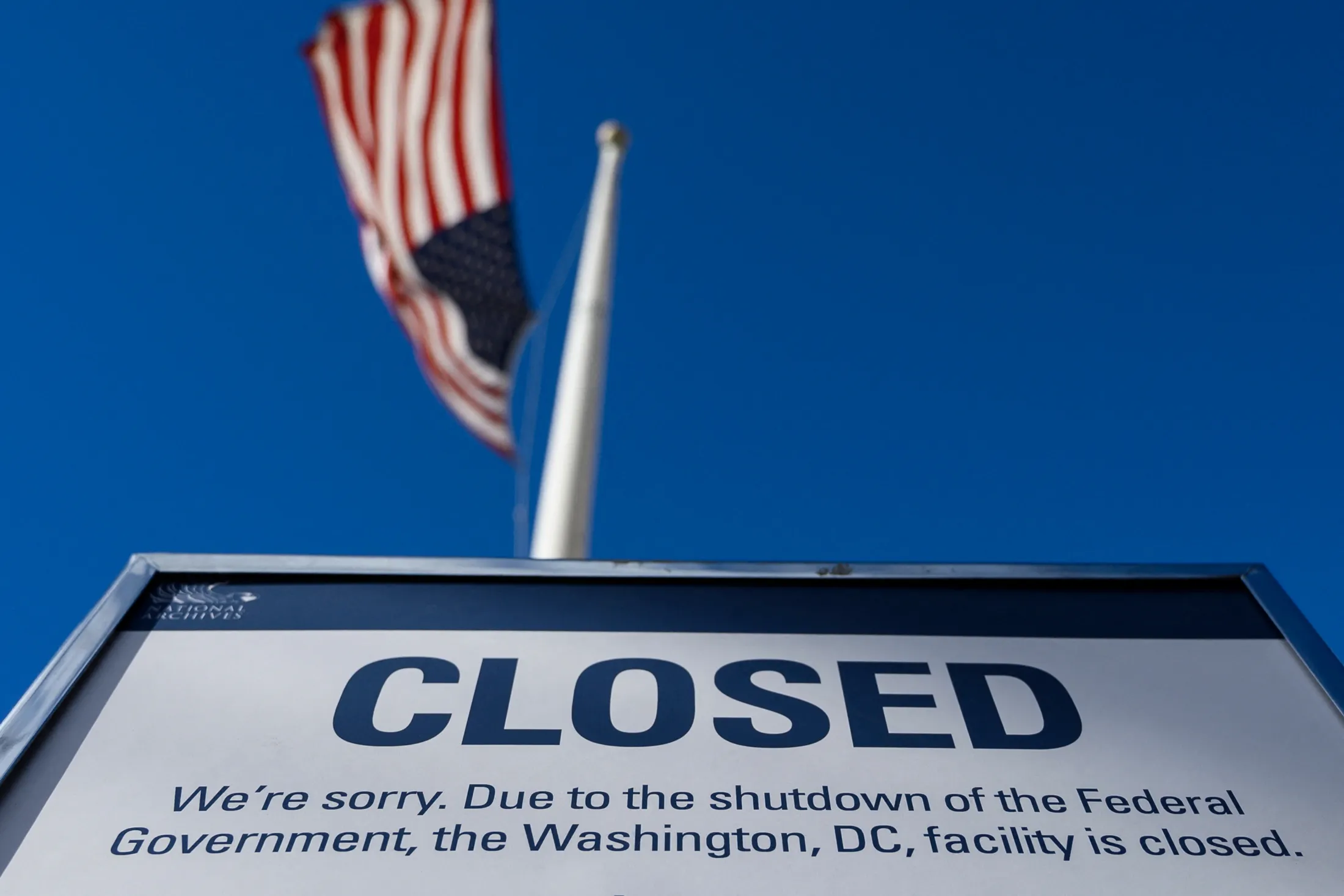 Cartel de CERRADO por shutdown gubernamental en Washington D.C.