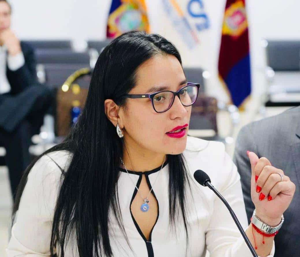 Autoridades peruanas en conferencia de prensa sobre el incidente fronterizo