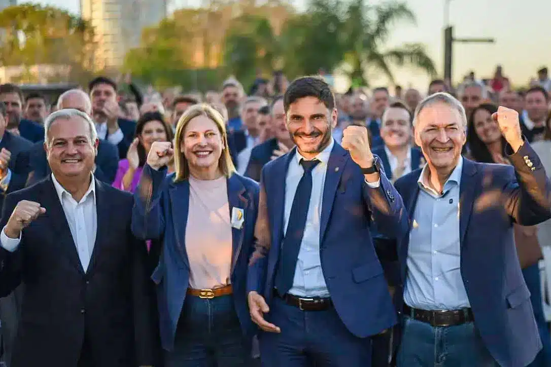 Acto de campa&ntilde;a de Provincias Unidas con Schiaretti y Pullaro