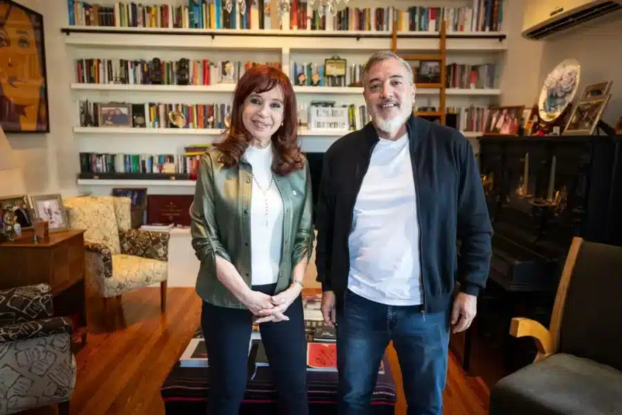 Cristina Kirchner y Rodolfo Aguiar en reuni&oacute;n constructiva