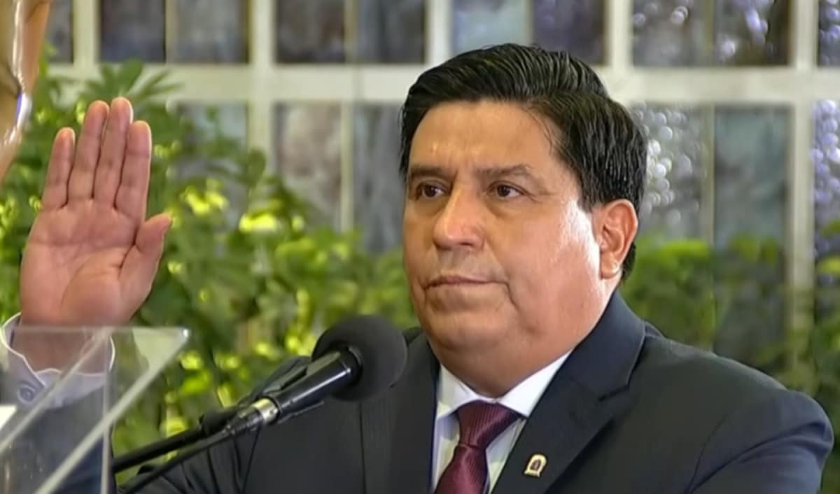 Ceremonia de juramento de un funcionario del gobierno