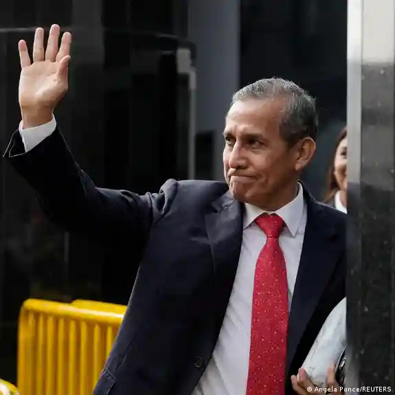 Ollanta Humala en un entorno urbano