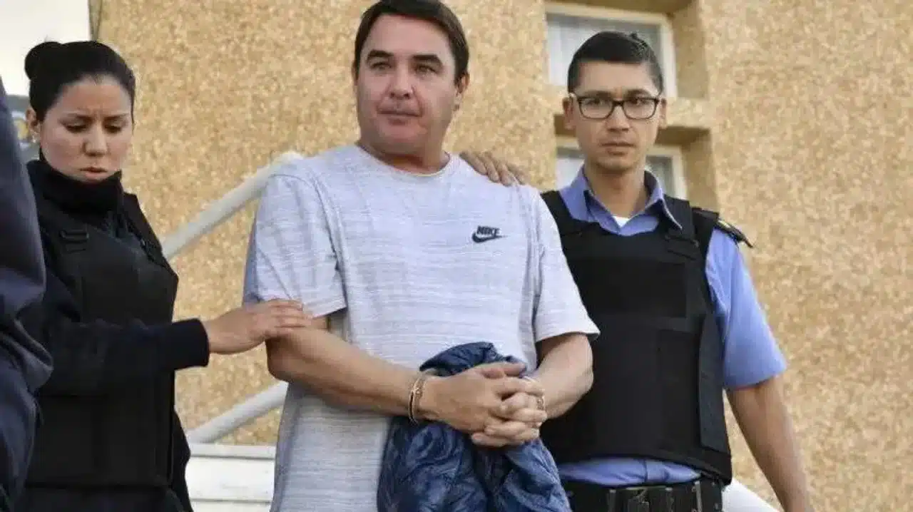 Hombre bajo custodia en el marco de la investigaci&oacute;n judicial por coimas en Chubut
