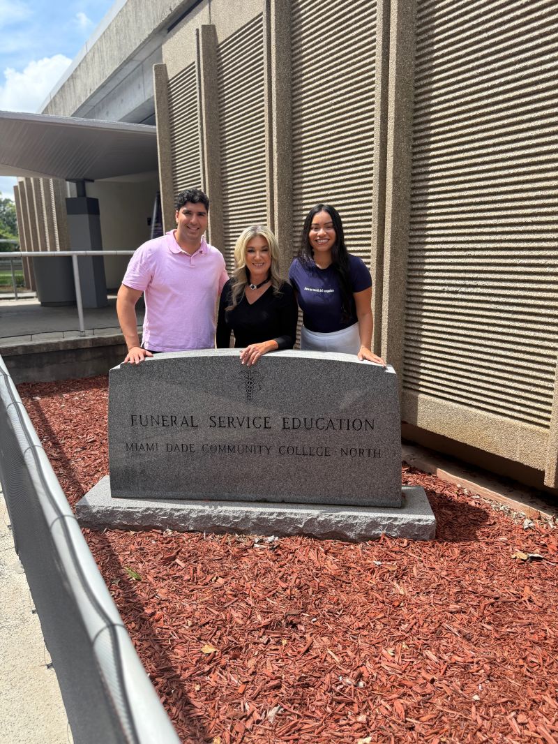 Imagen representativa de servicios funerarios y educación