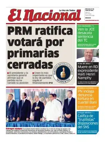 Ceremonia protocolar en un palacio, posiblemente relacionada con eventos diplom&aacute;ticos