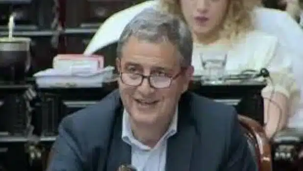 Eduardo Falcone en entorno oficial