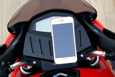 Motorcycle air vent phone mount, potential instability