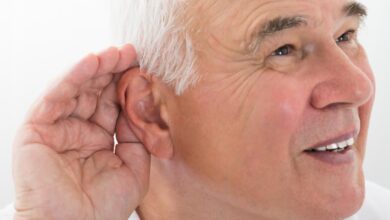 فيروس كورونا يؤثر على السمع