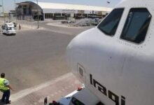 طفل عراقي يخترق 7 نقاط أمنية ويصل للطائرة (فيديو)