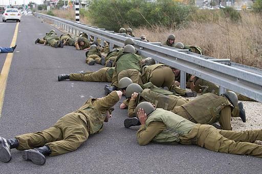 3 فلسطينيين تسللوا لقاعدة إسرائيلية وتجولوا ساعتين بحرية والجنود نائمون