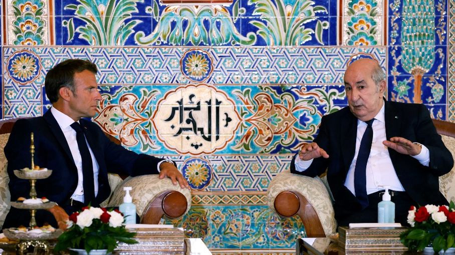 الرئيس الفرنسي إيمانويل ماكرون يحث على بناء مستقبل مع الجزائر وتجاوز التاريخ "المؤلم"
