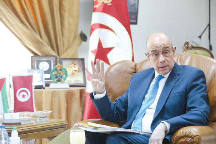 السفير التونسي خالد السهيلي خلال مؤتمر صحفي بمناسبة انتهاء عمله-(من المصدر)