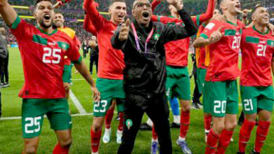 من احتفالات المنتخب المغربي باحد الانتصارات في المونديال - (من المصدر)