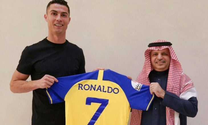 رونالدو يلتحق بالنصر