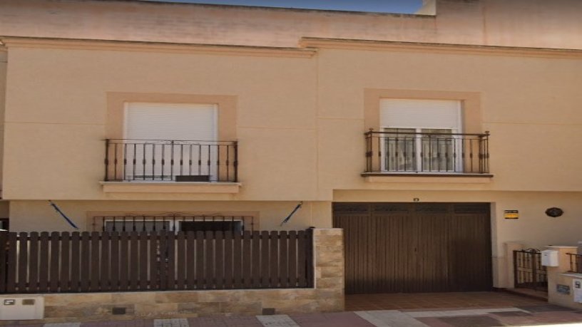 186m² Townhouse on street Mar Caspio, Adra, Almería