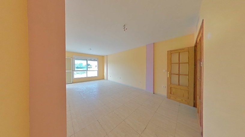 Piso en venta en calle Guillermo Simonelli, Zurgena, Almería