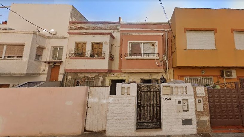 34m² Flat on street Juglar De Medinaceli Nº32a, Almería