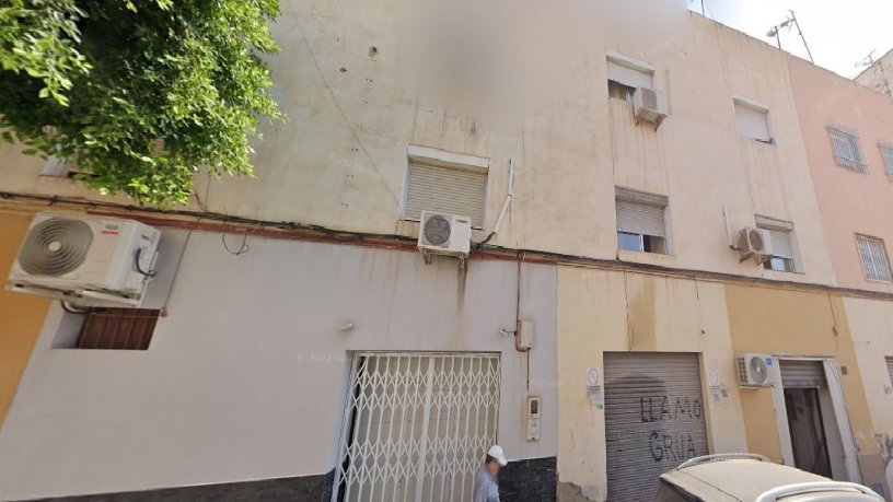 Piso de 95m² en calle Fragata, Acceso B, Almería